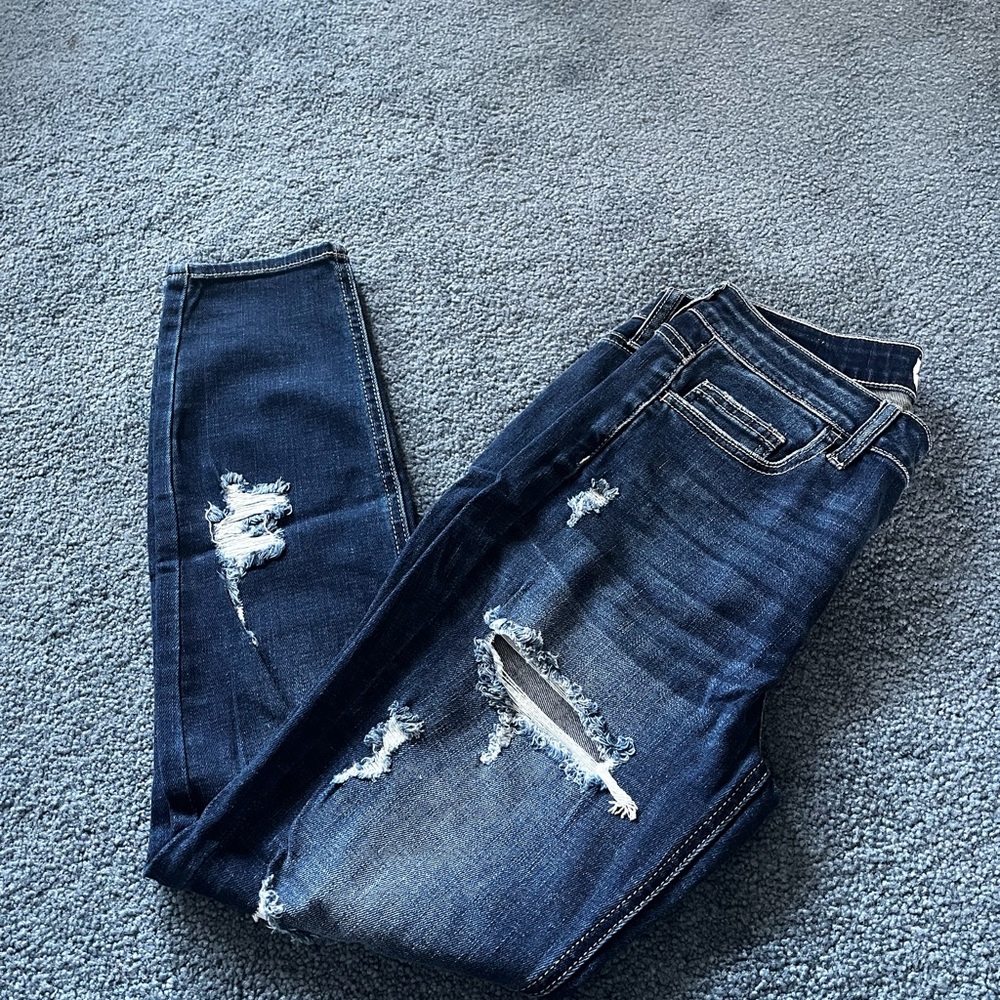 Cello distressed jeans NWT